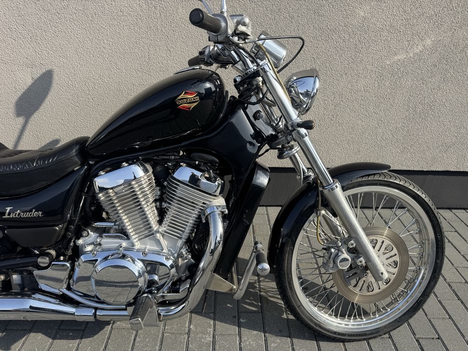 Suzuki Intruder VS750