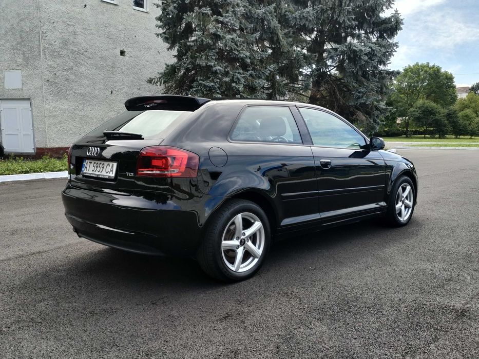 Audi A3 (8P) Attraction 2.0 TDI 140HP DPF