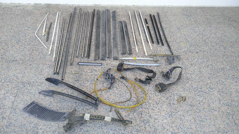 Mercedes w123 material suplente