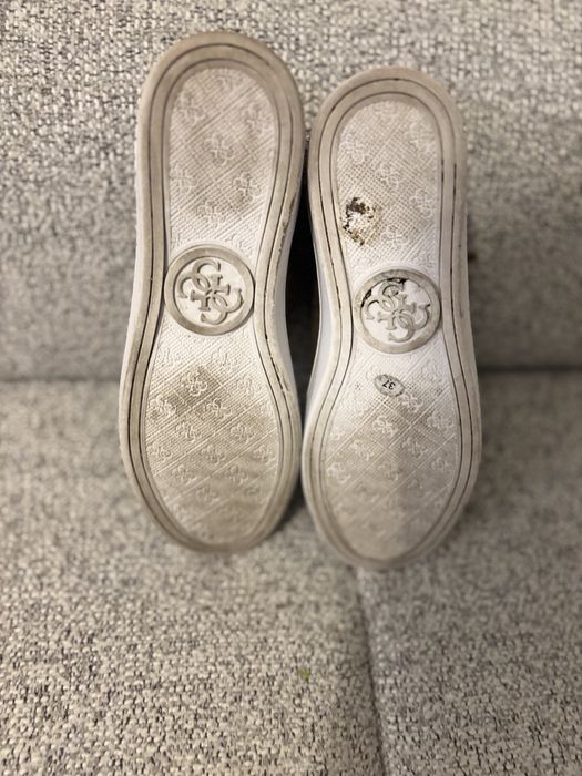 Buty guess  bezowe