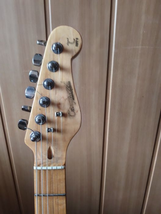 Gitara elektryczna