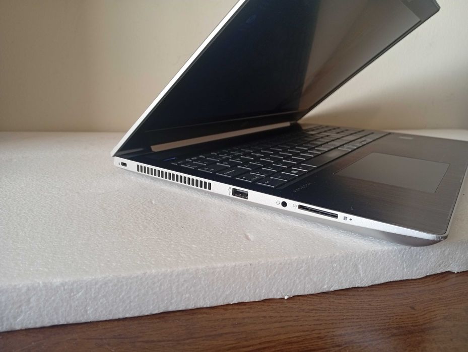 HP Probook i5 8250U + INTEL UHD630 + 12GB RAM + SSD