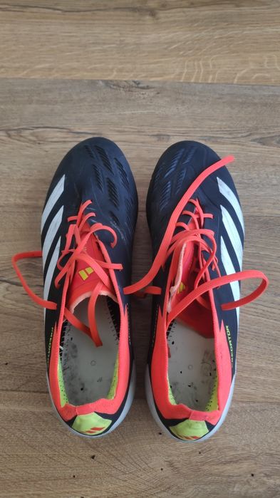 Vendo chuteiras Adidas Prefator Tamanho 43