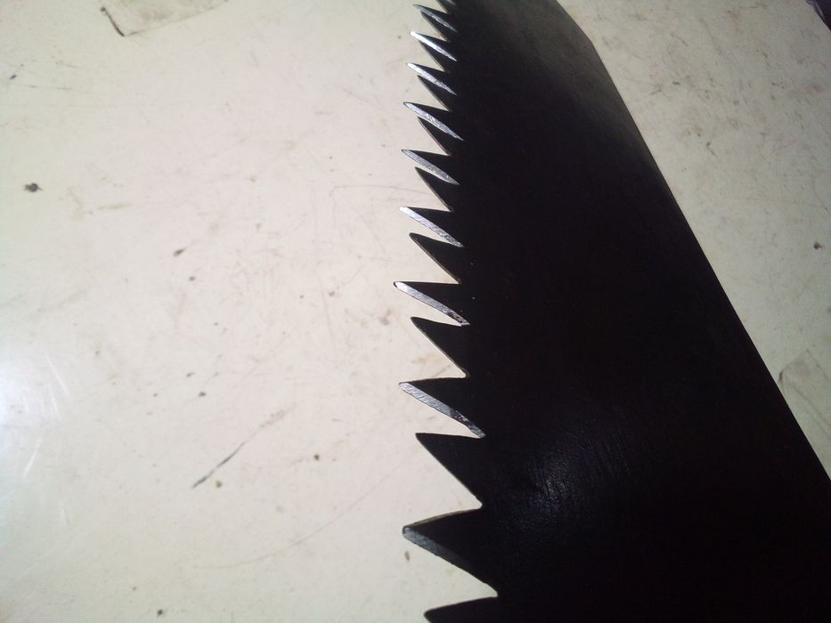 Ножовка по дереву