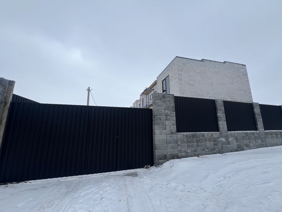 Нове будівництво таунхаусів