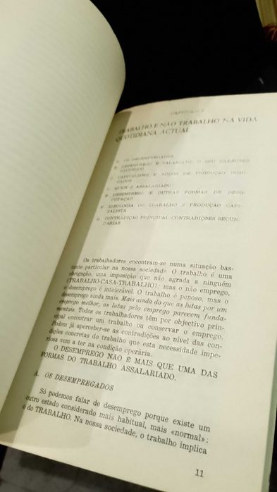 Desemprego e Capital 1975 Bertrand Bellon