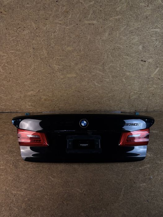 Кришка багажника BMW 5 G30    SCHWARZ II (668)