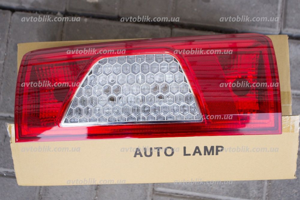 Задні фонарі Ford Transit / Connect / Tourneo лівий / правий