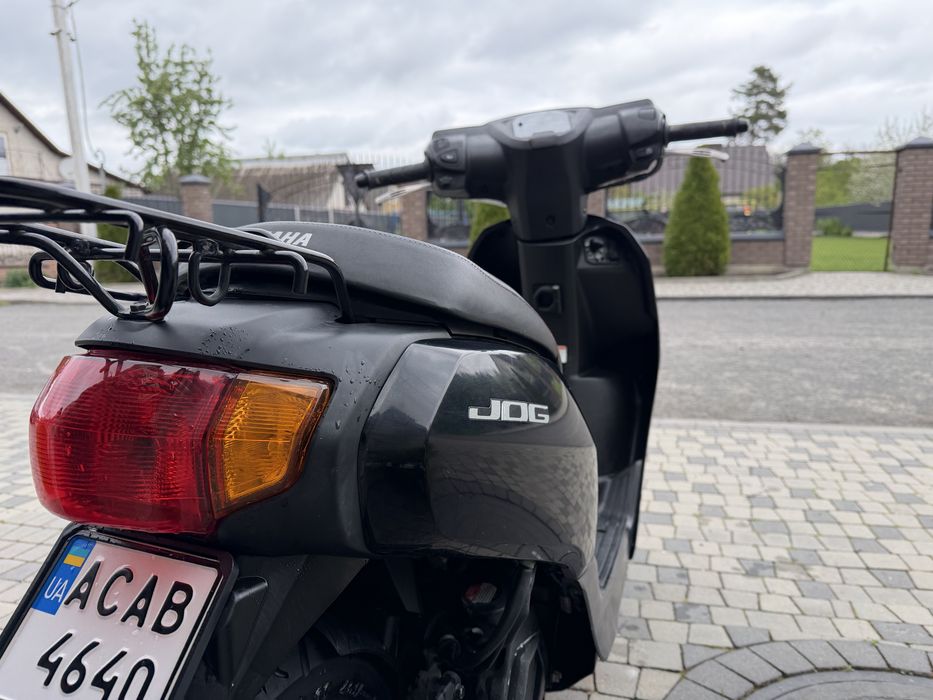 Продам Скутер Yamaha jog ay01