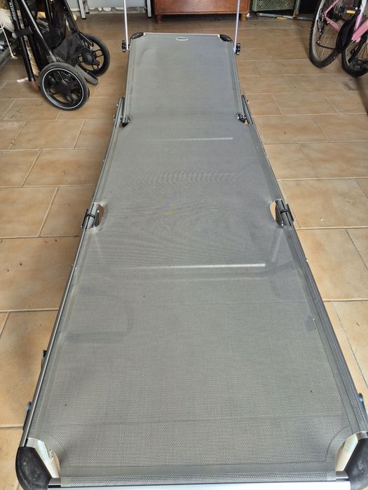 Espreguiçadeira Hesperide com toldo