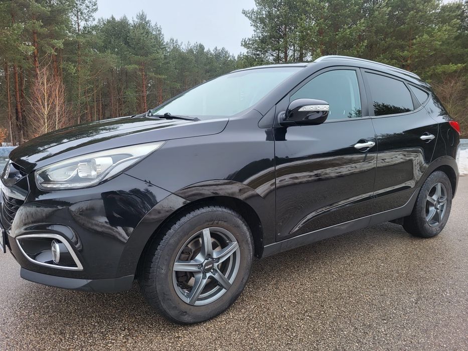 Hyundai  ix35 crdi 135 4x4 Premium+ 2 komplety kół z alufelgami