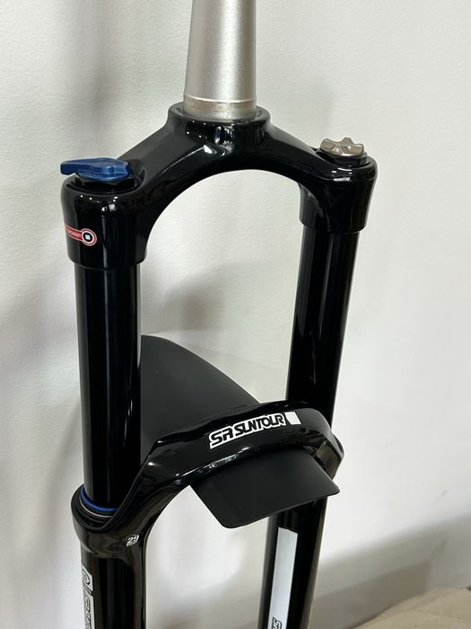 SR Suntour Zeron 35 150mm