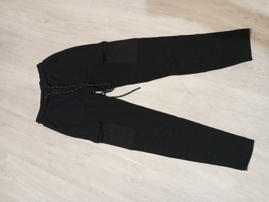 Spodnie dresowe damskie