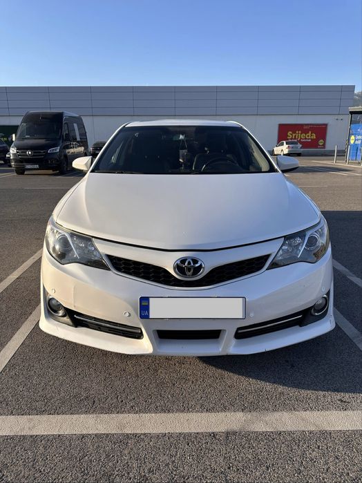 Toyota Camry 50 2013