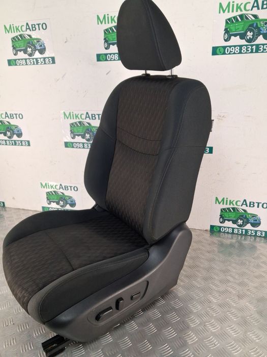 Б/У Сидіння переднє ліве (водійське), електро, Nissan Rogue T32 рог 32