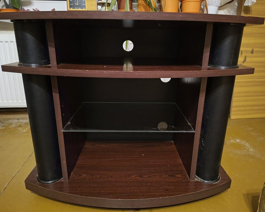 Stolik pod telewizor