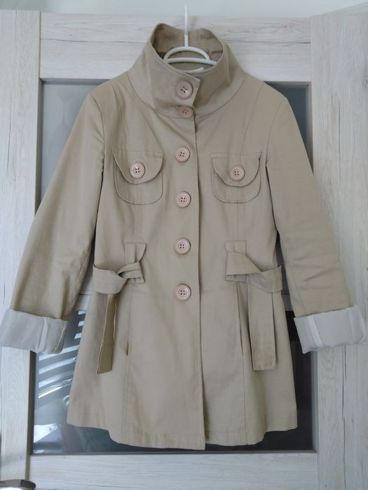 Płaszczyk trench r. 36 + szal/apaszka