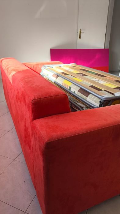 Sofá-cama usado barato