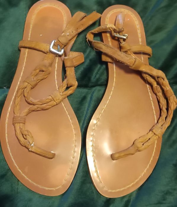 Sandálias Ralph Lauren tamanho 6.5