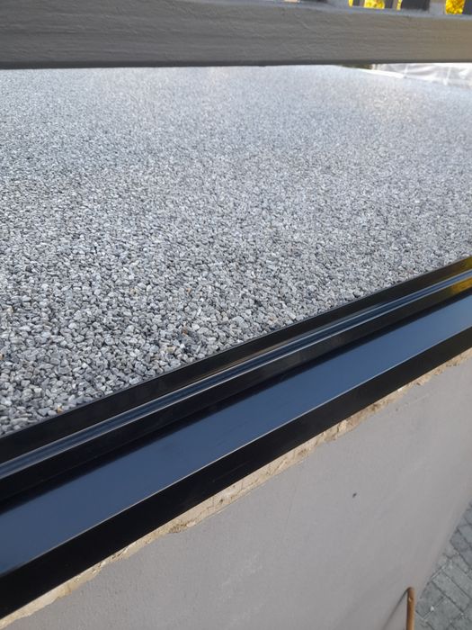 Kamienny dywan żywica zywica do garazu balkony tarasy posadzki żywiczn