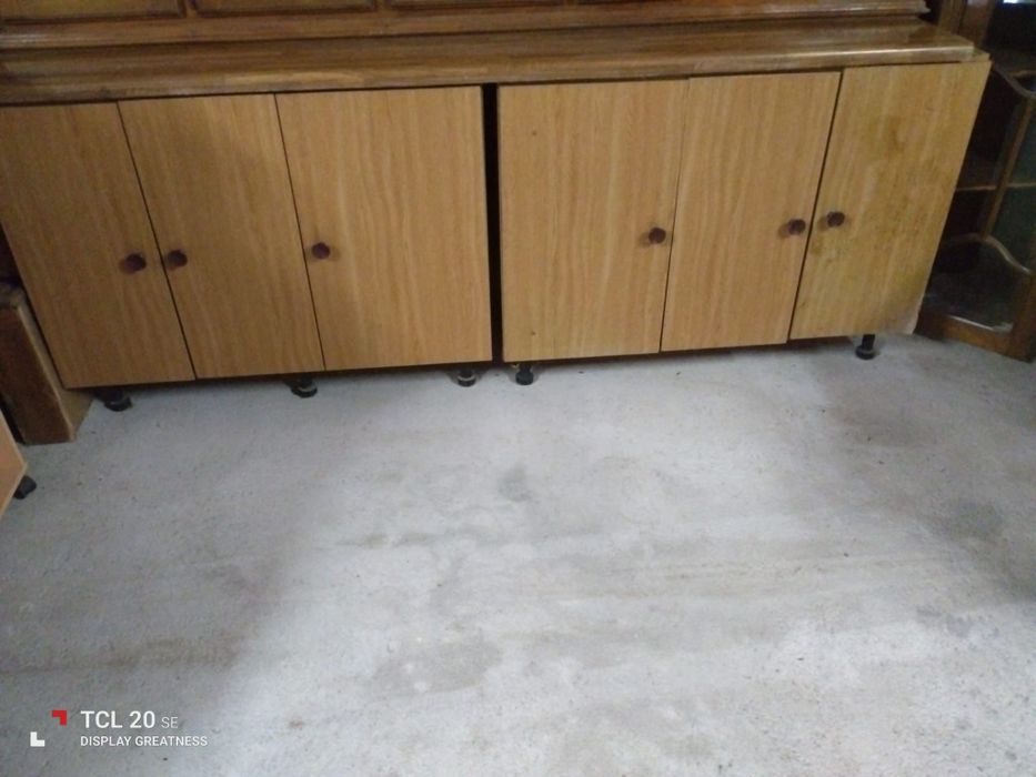 Móvel De Arrumação Com Seis Portas