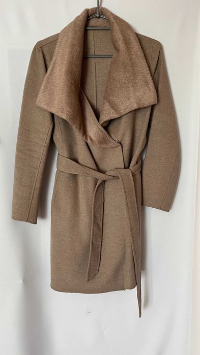 Пальто жіноче на запах