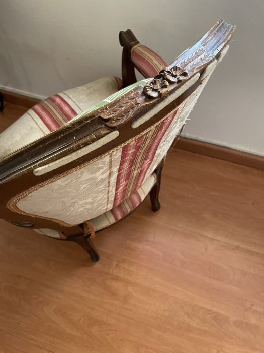 Cadeirão estilo Luis XV