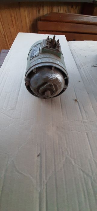 Продам электродвигатель