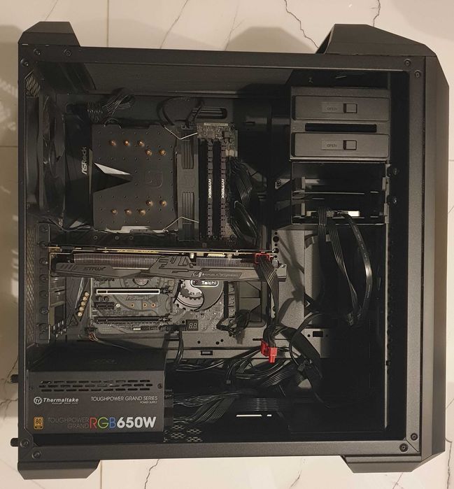 Dobry PCet (ROGstrix 1070 DDR4 16gb, Ryzen 1800x, TaiChi x470, SSD..