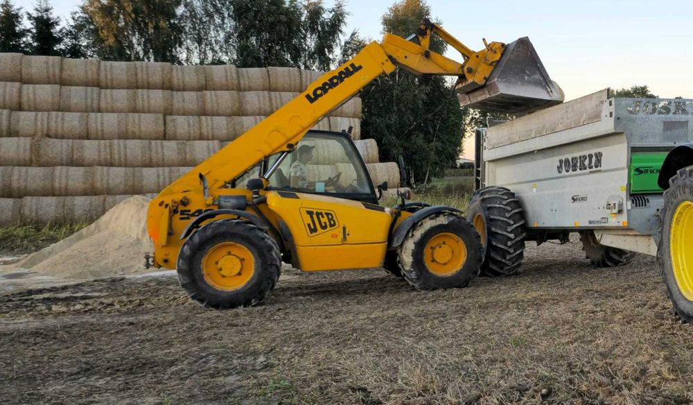 Beczkowóz, zamiatarka, ładowarka