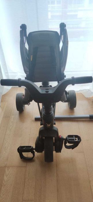 Doona Liki Trike S1 (triciclo dobrável / dimensões mala de cabine)