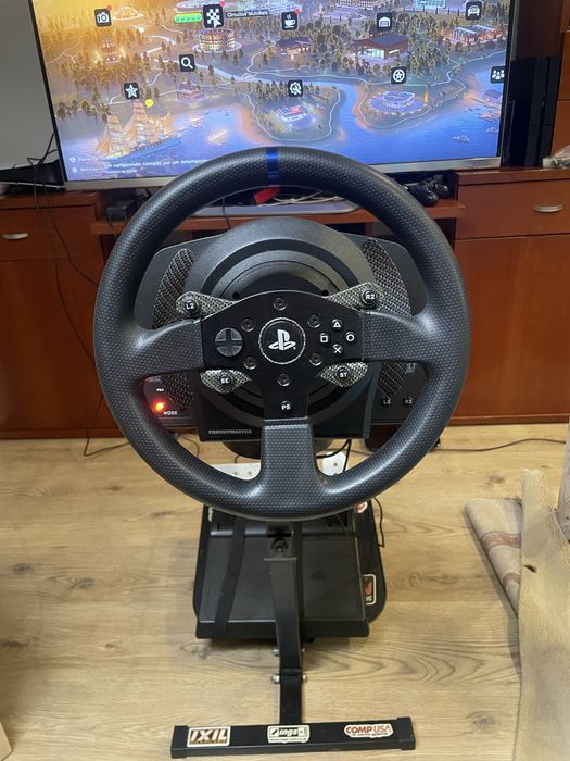 Thrustmaster t300 RS com pedais melhorados