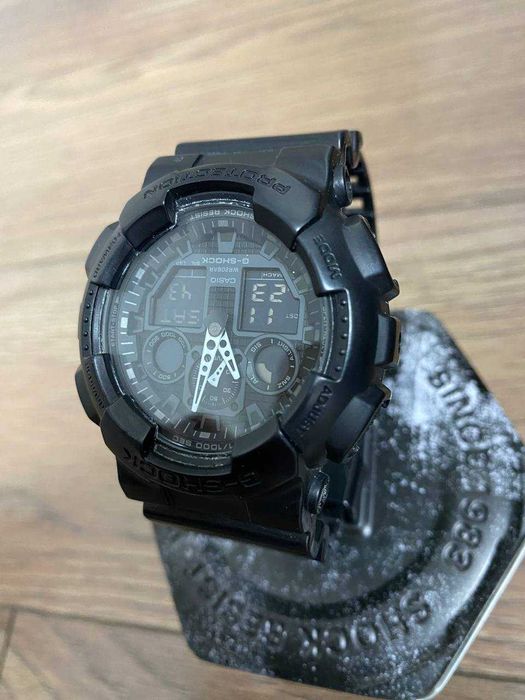Casio G-Shock GA-100 годинник оригінал чорний чоловічий