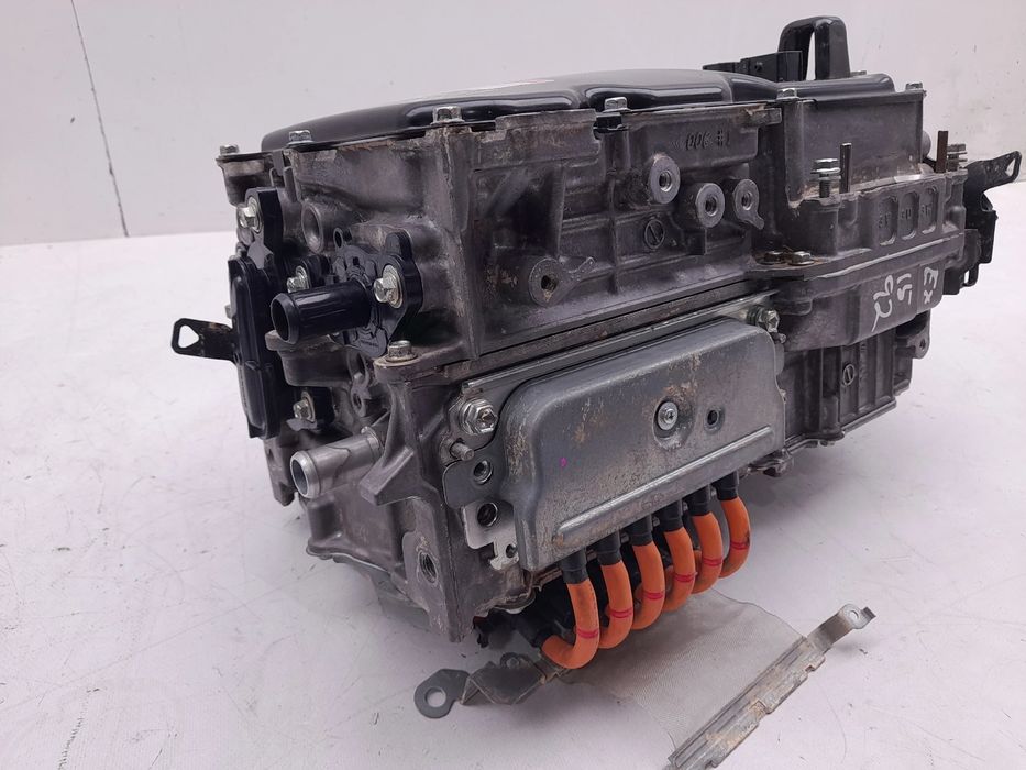 Conversor / inversor TOYOTA RAV4 V (_A5_, _H5_)