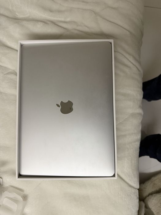Macbook Air 13 8Gb