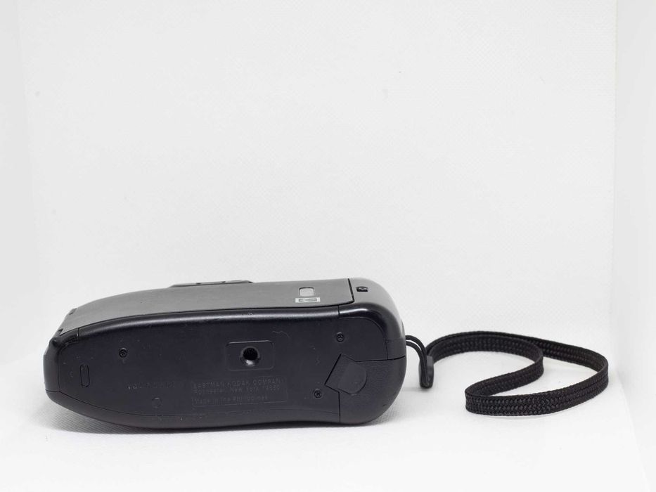 Kodak Star Zoom 70 AF 35mm Analog Camera (with film roll option)64739827773571123