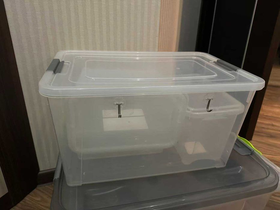 Контейнер пластиковый с крышкой