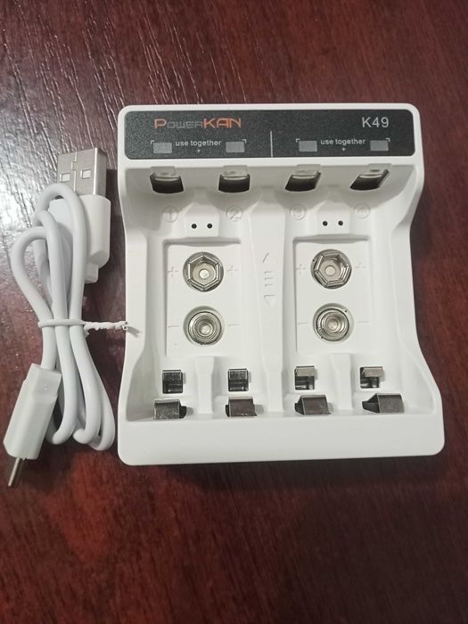 Зарядний пристрій PowerKan K49 новий
