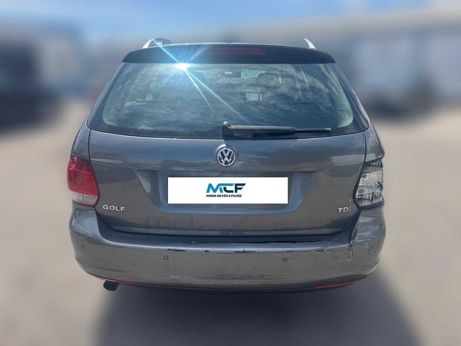 VOLKSWAGEN Golf VI Variant 1.6 TDI de 2012 Salvado