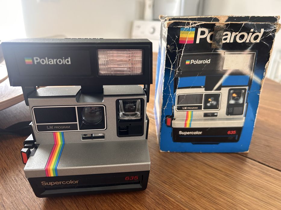 Polaroid supercolor 635, dos anos 80, em perfeito estadone com caixa