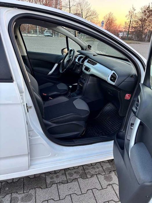 Citroen C3 1.4 HDI - dwa komplety kół, stan wzorowy