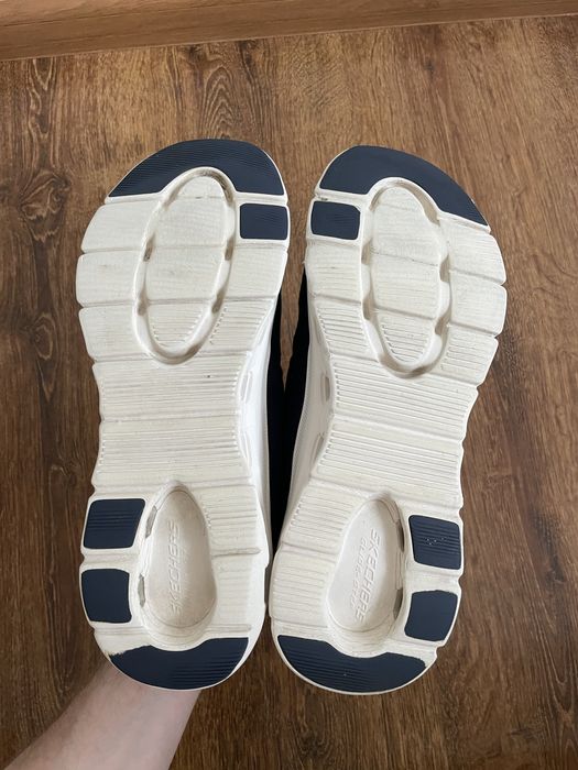 Кросівки Sketchers