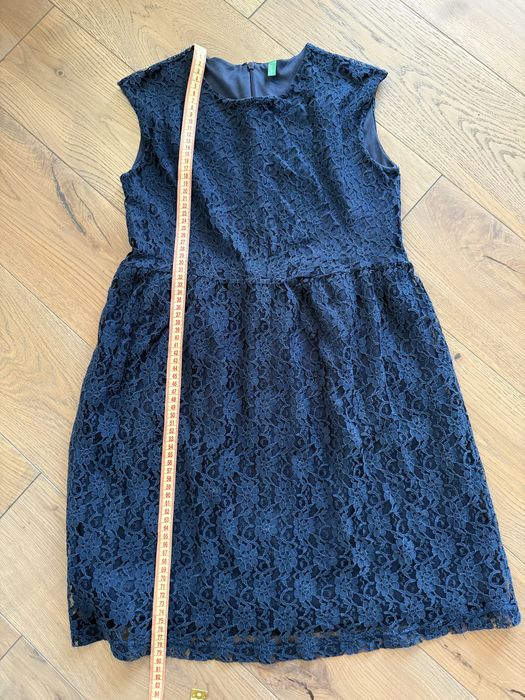 Сукня фирми United colors of benetton