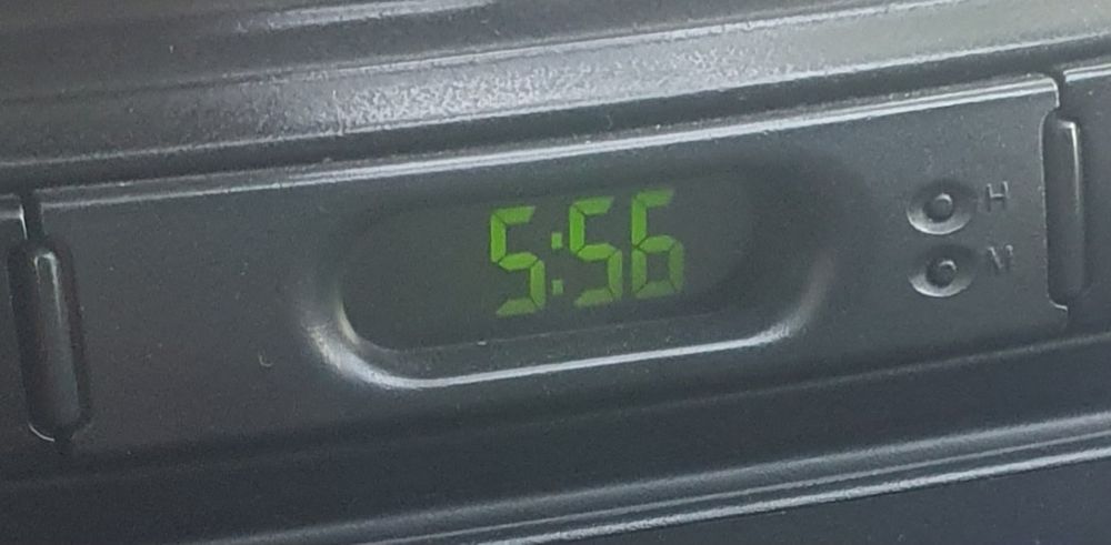 Годинник салону Lanos, Sens