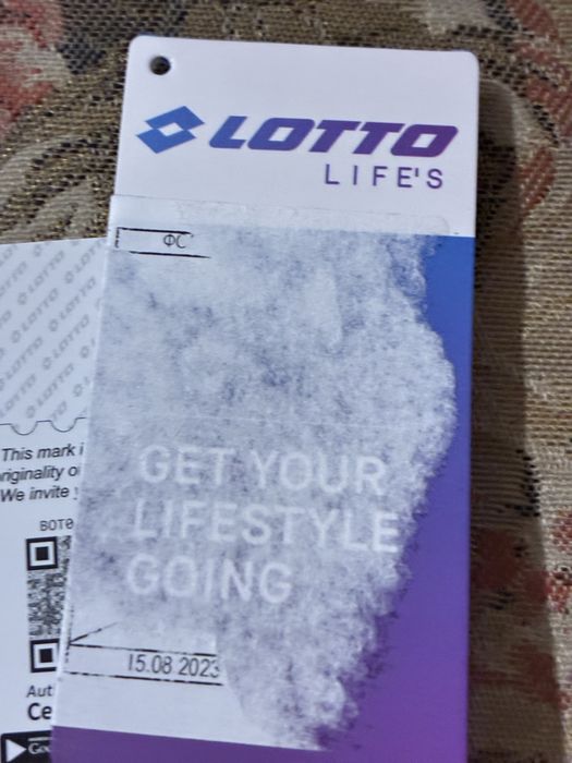 Бірки  від спортивного одягу