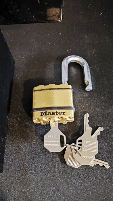 Sistema anti roubo de garagem de portão basculantes