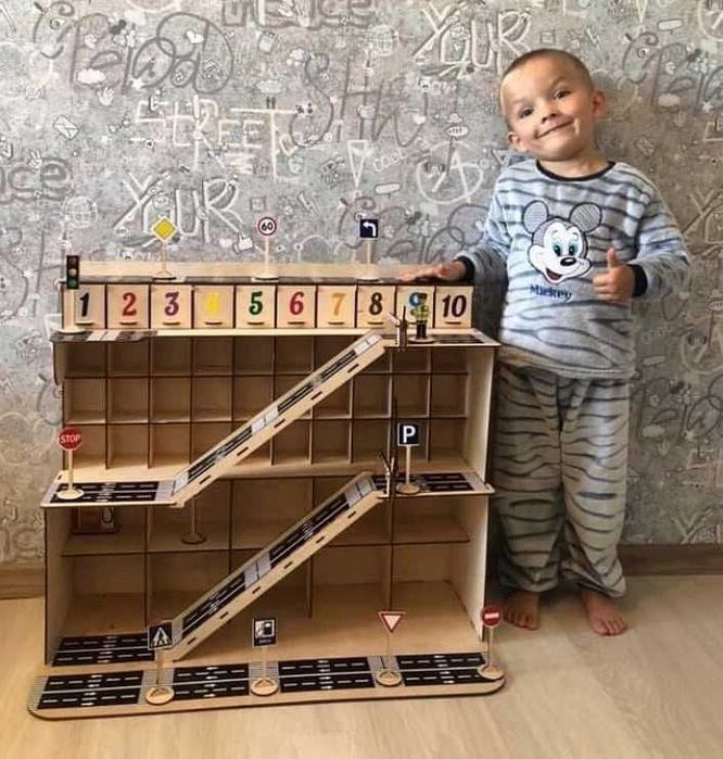 Гараж, паркінг, парковка, трек, спуск з фанери 900грн
