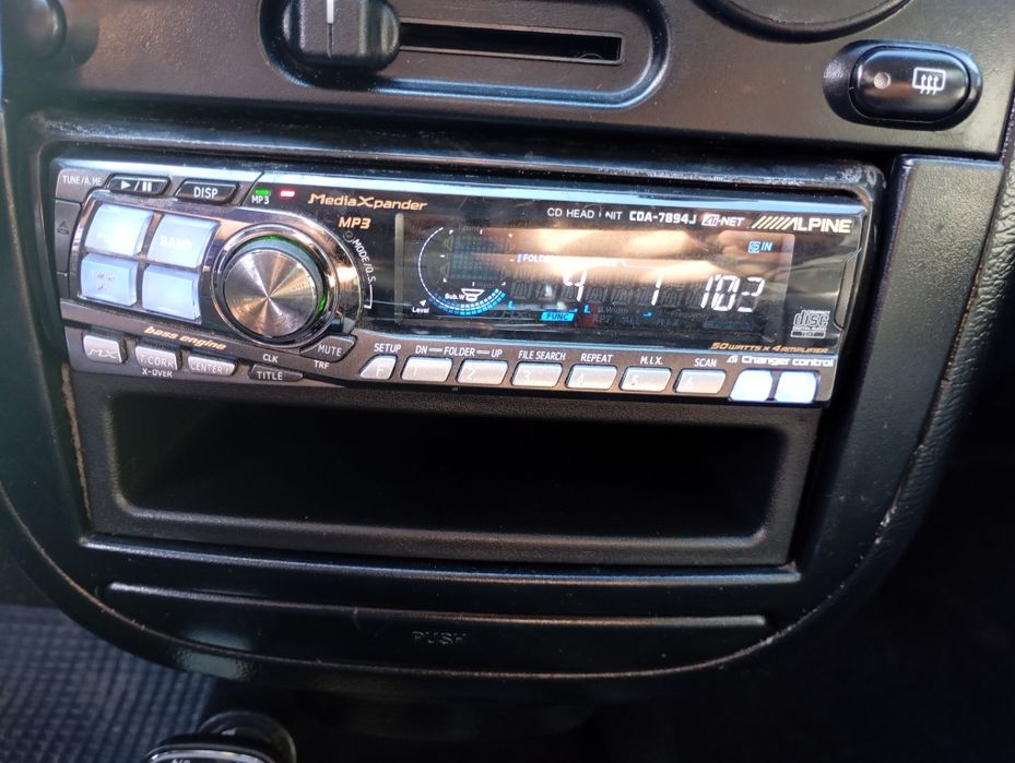 Alpine CDA-7894J Процессорная магнитола