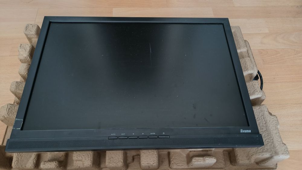 Monitor iiyama ProLite E2200WS