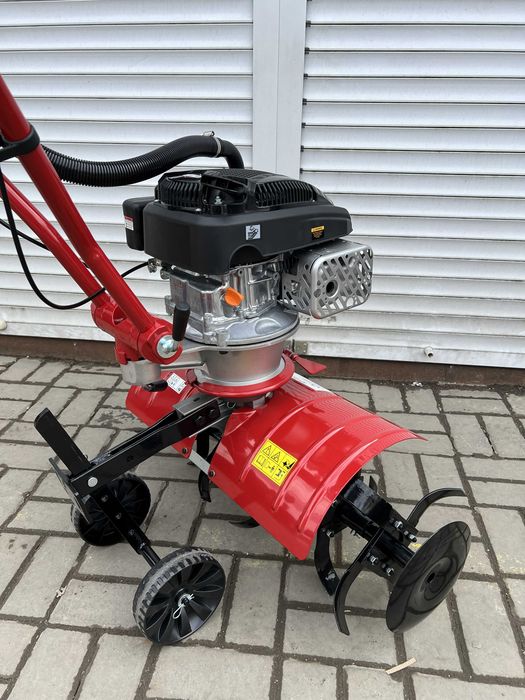 Мотокультиватор Briggs & Stratton RV-170S PRO (Робік)